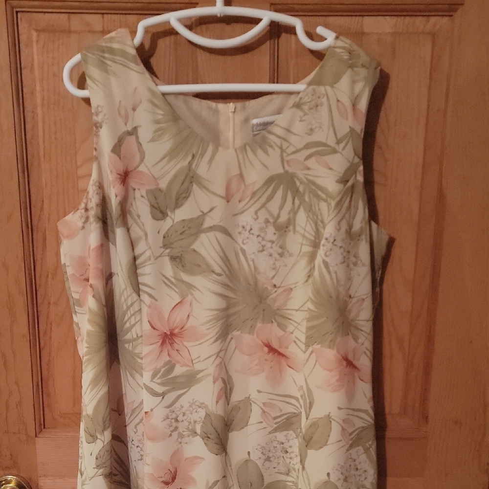 Coldwater Creek 18 W.Floral Artsy Design Flowy Chiffon Lined